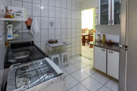 Apartamento à venda com 62m², 2 quartos e 1 vagaCozinha