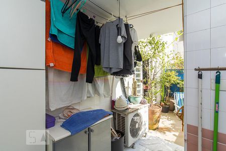 Apartamento à venda com 90m², 1 quarto e 1 vaga Apartamento à venda com 90m², 1 quarto e 1 vagaÁrea de Serviço