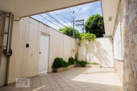 Casa à venda com 155m², 2 quartos e 2 vagasGaragem
