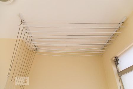 Casa à venda com 155m², 2 quartos e 2 vagasÁrea de serviço - Varal