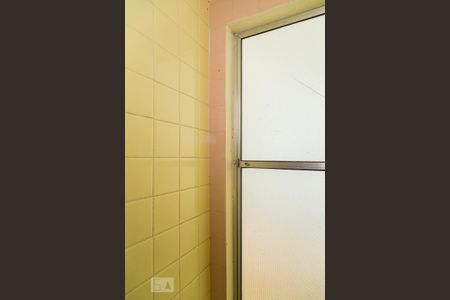 Casa à venda com 155m², 2 quartos e 2 vagasBanheiro de serviço