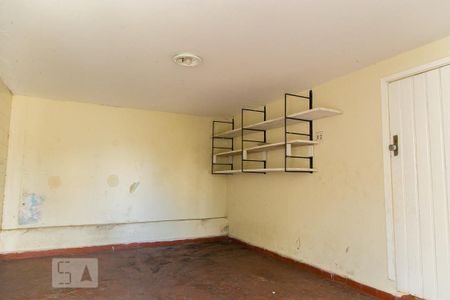 Casa à venda com 155m², 2 quartos e 2 vagasDespensa