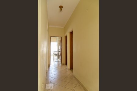 Casa à venda com 155m², 2 quartos e 2 vagasCorredor