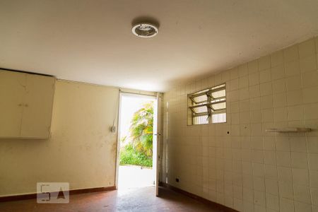 Casa à venda com 155m², 2 quartos e 2 vagasDespensa