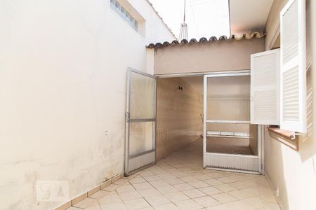 Casa à venda com 155m², 2 quartos e 2 vagasCorredor principal