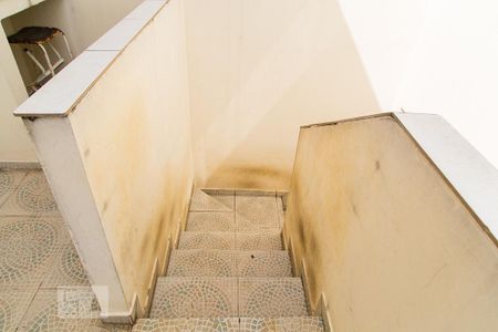 Casa à venda com 155m², 2 quartos e 2 vagasVaranda - Escada