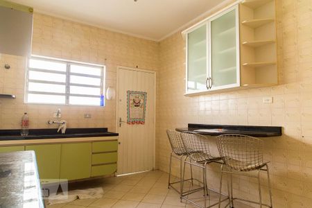 Casa à venda com 155m², 2 quartos e 2 vagasCozinha