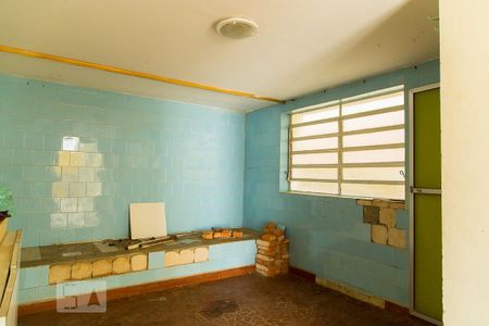 Casa à venda com 155m², 2 quartos e 2 vagasQuarto de serviço