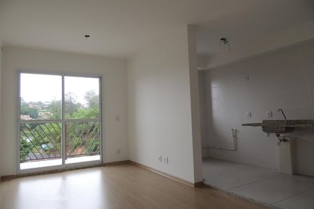 Sala  de apartamento para alugar com 2 quartos, 51m² em Pechincha, Rio de Janeiro