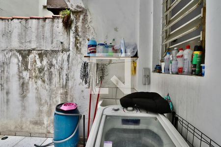 Apartamento à venda com 110m², 3 quartos e sem vaga Apartamento à venda com 110m², 3 quartos e sem vagaLavanderia