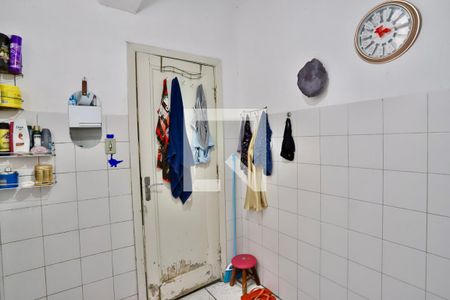 Apartamento à venda com 110m², 3 quartos e sem vaga Apartamento à venda com 110m², 3 quartos e sem vagaBanheiro