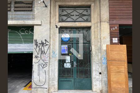 Apartamento à venda com 110m², 3 quartos e sem vaga Apartamento à venda com 110m², 3 quartos e sem vagaFachada