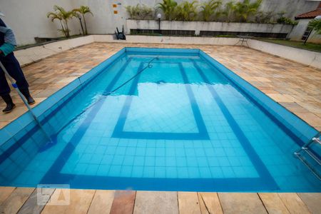 Apartamento para alugar com 60m², 2 quartos e 1 vaga Apartamento para alugar com 60m², 2 quartos e 1 vagaÁrea comum - Piscina