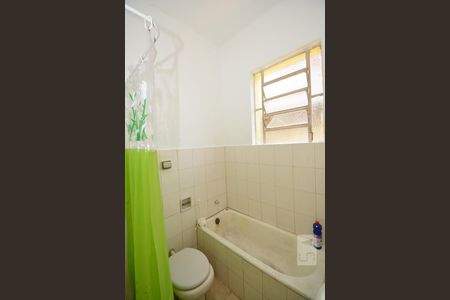 Casa para alugar com 73m², 2 quartos e sem vagaBanheiro Social