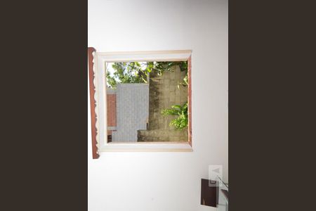 Sala de casa para alugar com 2 quartos, 73m² em Vila Valqueire, Rio de Janeiro