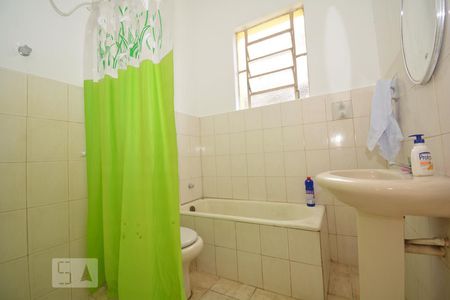 Casa para alugar com 73m², 2 quartos e sem vagaBanheiro Social