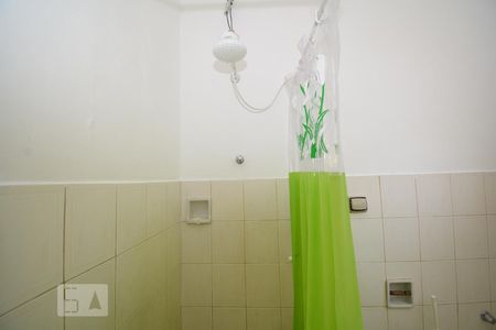 Casa para alugar com 73m², 2 quartos e sem vagaBanheiro Social