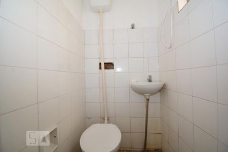 Casa para alugar com 73m², 2 quartos e sem vagaBanheiro de Serviço