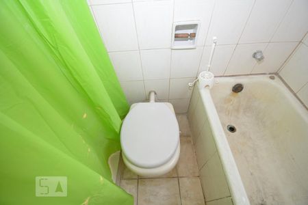 Casa para alugar com 73m², 2 quartos e sem vagaBanheiro Social