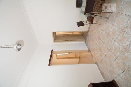 Sala de casa para alugar com 2 quartos, 73m² em Vila Valqueire, Rio de Janeiro