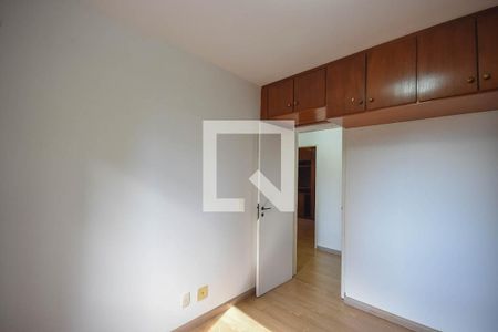 Apartamento à venda com 121m², 3 quartos e 2 vagas Apartamento à venda com 121m², 3 quartos e 2 vagasQuarto