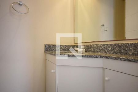Lavabo de apartamento para alugar com 3 quartos, 121m² em Vila Andrade, São Paulo