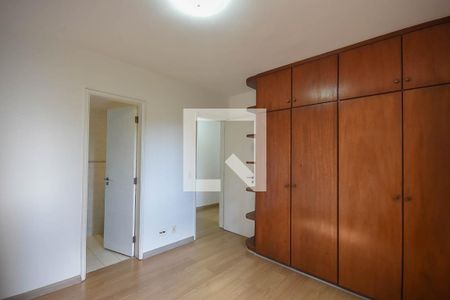 Apartamento à venda com 121m², 3 quartos e 2 vagas Apartamento à venda com 121m², 3 quartos e 2 vagasSuíte 1