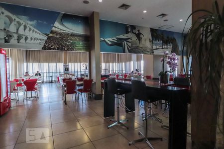 Apartamento à venda com 36m², 1 quarto e 1 vaga Apartamento à venda com 36m², 1 quarto e 1 vagaRestaurante