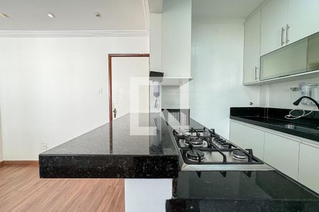 Apartamento para alugar com 126m², 4 quartos e 2 vagas Apartamento para alugar com 126m², 4 quartos e 2 vagasCozinha