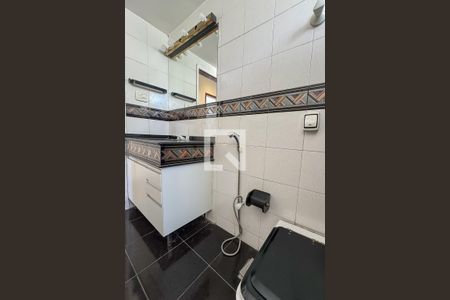 Apartamento para alugar com 126m², 4 quartos e 2 vagas Apartamento para alugar com 126m², 4 quartos e 2 vagasBanheiro social