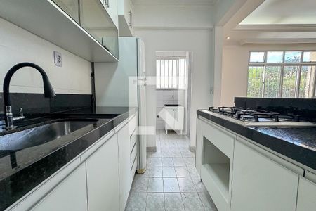 Apartamento para alugar com 126m², 4 quartos e 2 vagas Apartamento para alugar com 126m², 4 quartos e 2 vagasCozinha