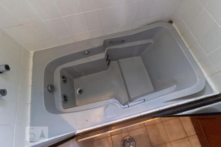 Apartamento à venda com 115m², 3 quartos e 3 vagasBanheiro da suíte