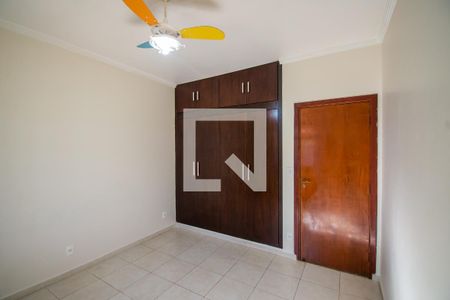 Casa à venda com 312m², 3 quartos e 3 vagasQuarto 2