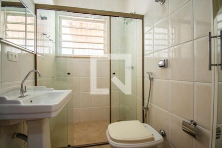 Casa à venda com 312m², 3 quartos e 3 vagasBanheiro