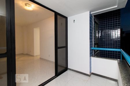 varanda de apartamento para alugar com 3 quartos, 88m² em Costa Azul, Salvador