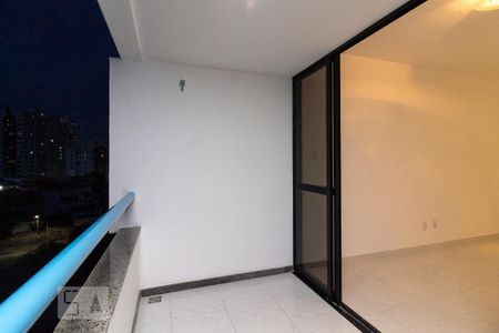 varanda de apartamento para alugar com 3 quartos, 88m² em Costa Azul, Salvador