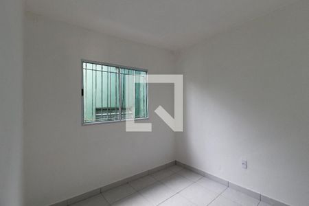 Quarto 2 de casa para alugar com 2 quartos, 42m² em Conjunto Residencial José Bonifácio, São Paulo
