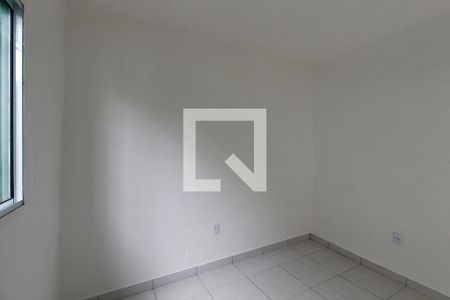 Quarto 2 de casa para alugar com 2 quartos, 42m² em Conjunto Residencial José Bonifácio, São Paulo