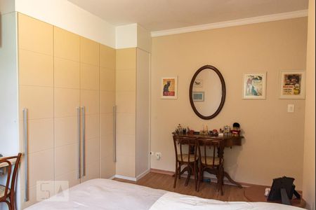 Casa à venda com 148m², 3 quartos e 1 vagaSuíte 3