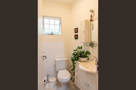 Casa à venda com 148m², 3 quartos e 1 vagaLavabo