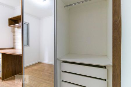 Apartamento para alugar com 78m², 3 quartos e 1 vagaQuarto 2