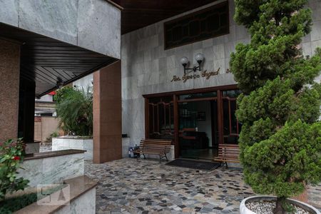 Apartamento para alugar com 80m², 3 quartos e 1 vagaEntrada