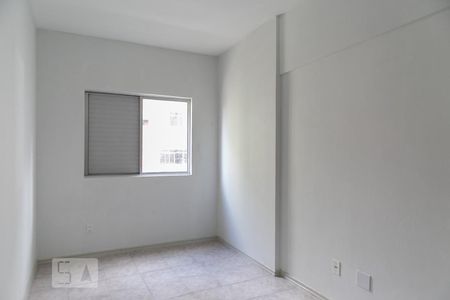 Quarto de apartamento para alugar com 3 quartos, 80m² em Vila Matias, Santos