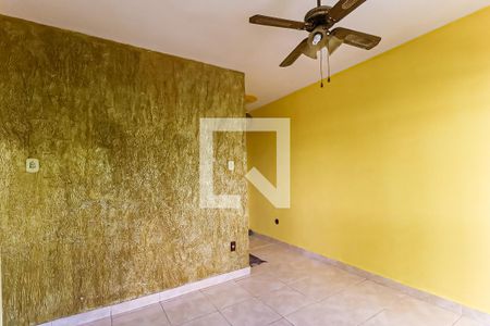 Sala de apartamento para alugar com 2 quartos, 46m² em Del Castilho, Rio de Janeiro