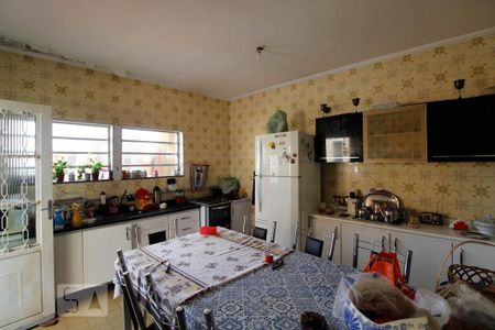 Casa à venda com 218m², 2 quartos e 3 vagasCozinha