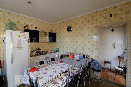 Casa à venda com 218m², 2 quartos e 3 vagasCozinha