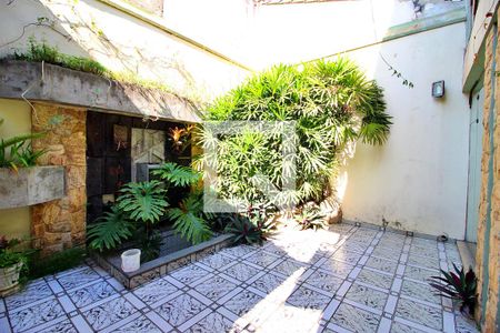 Casa à venda com 322m², 4 quartos e 4 vagasÁrea Externa