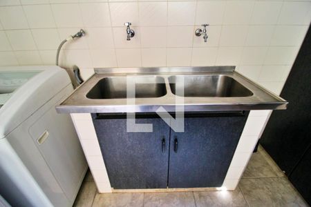 Casa à venda com 322m², 4 quartos e 4 vagasÁrea de Serviço