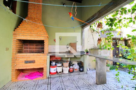 Casa à venda com 322m², 4 quartos e 4 vagasChurrasqueira