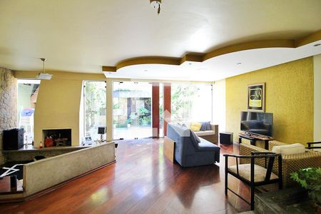 Sala de casa à venda com 4 quartos, 322m² em Vila Homero Thon, Santo André
